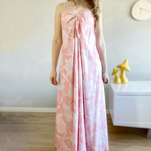 Vintage Dresses & Skirts - Vintage pink floral hibiscus maxi Hawaiian dress